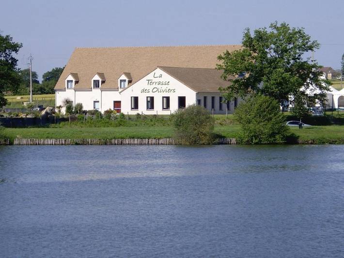 Maison d’hôte, avec Terrasse ainsi que Jardin et Vue