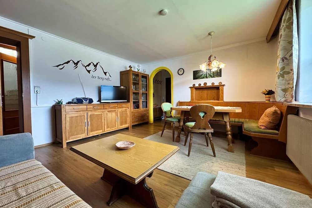 Ganze Wohnung, Panorama-Apartment Isser - Appartement - 2 Schlafräume, 2 Duschen, Wc in Seefeld in Tirol, Innsbruck Land