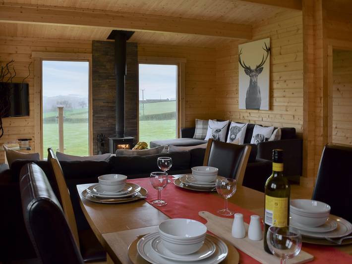 Vacation rental for 6 people, with yard in North-Wales