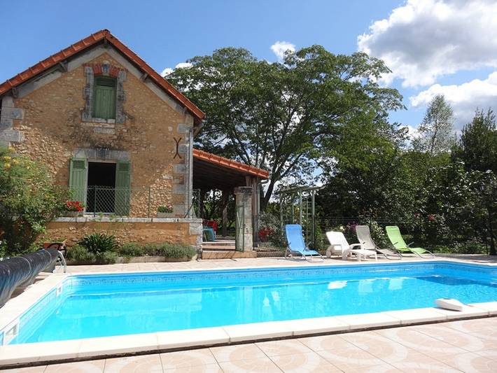 Gîte pour 9 personnes, avec jardin et piscine - 1
