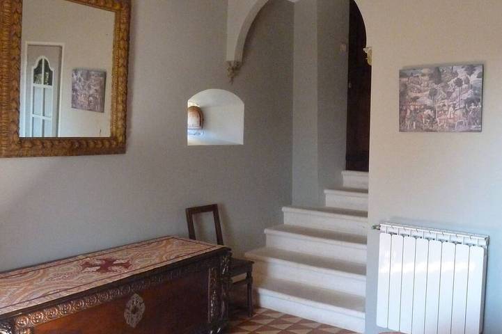 Gîte pour 6 personnes, avec piscine ainsi que jacuzzi et jardin à Ferrassières - 2