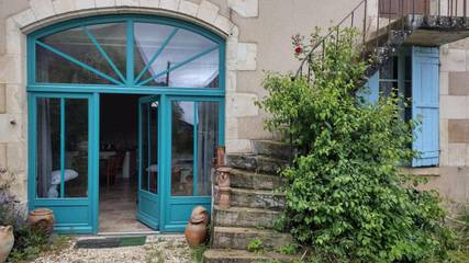Gîte pour 4 personnes, avec terrasse et jardin, animaux acceptés à Entrains-sur-Nohain