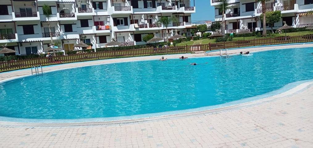 Apartamento de vacaciones para 3 personas, con piscina además de vistas y balcón - 1