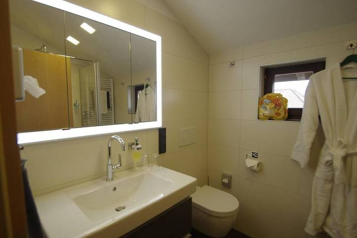Ferienwohnung für 3 Personen, mit Balkon und Garten sowie Sauna in Hofbieber - 3