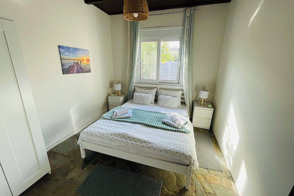 2 Min. Fahrt zum Strand.                        Holiday Home Angela in Kokkini Hani, Iraklio-Heraklion und Umgebung