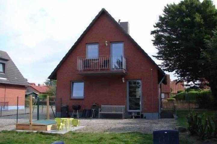 Ferienhaus für 4 Personen, mit Whirlpool und Garten sowie Balkon - 1