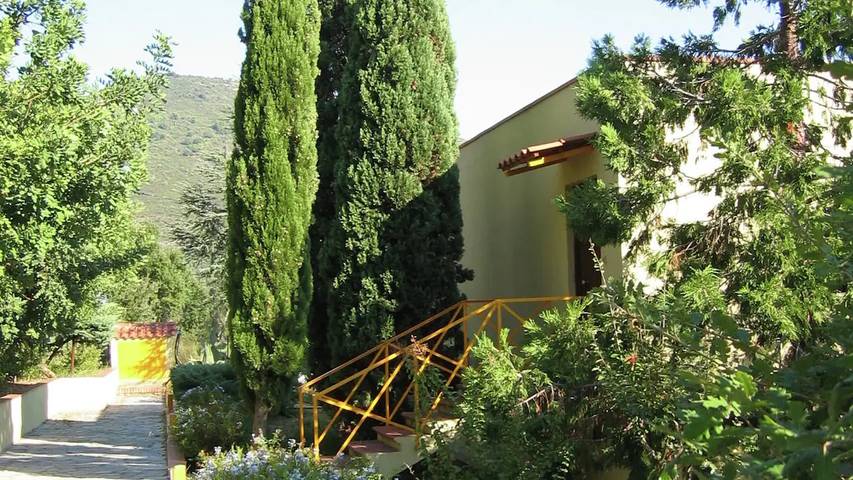 Casa vacanza per 7 persone, con Terrazza e Giardino nonché Piscina a Centola