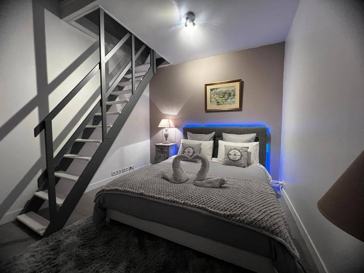 Appartement entier, One-Bedroom Villa in Gagny, Seine-Saint-Denis