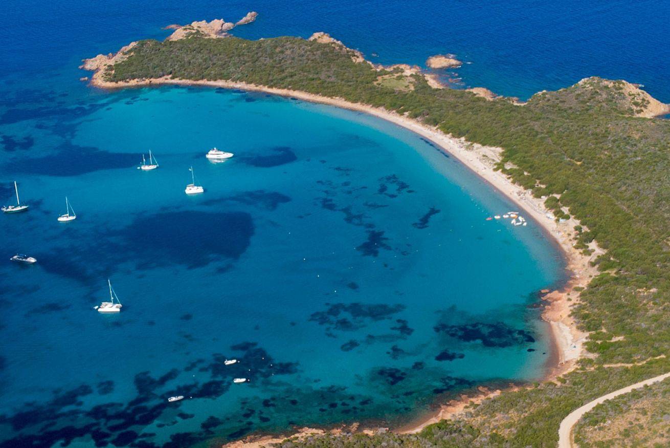 Geheel appartement, Vakantieappartement voor 2 personen met balkon/terras in Capo Coda Cavallo, San Teodoro