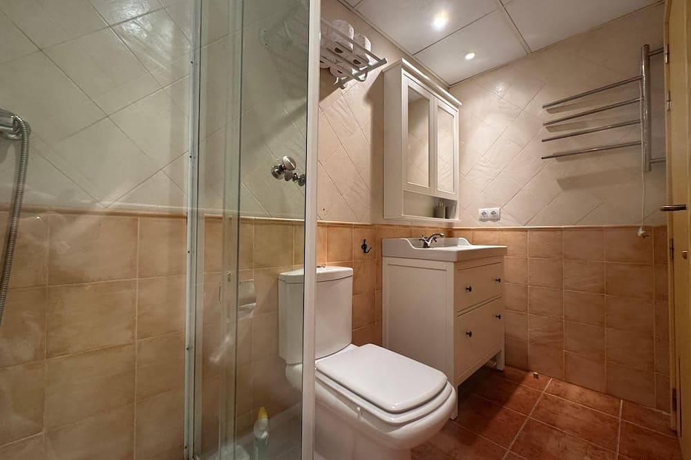 Apartamento entero, Siente la Paz de La Molina con tu Familia. ¡ Tu Mascota también es Bienvenida! in La Molina, Alp