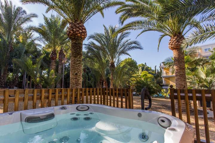 Appartamento vacanze per 2 persone, con piscina e panorama nonché giardino e sauna - 1