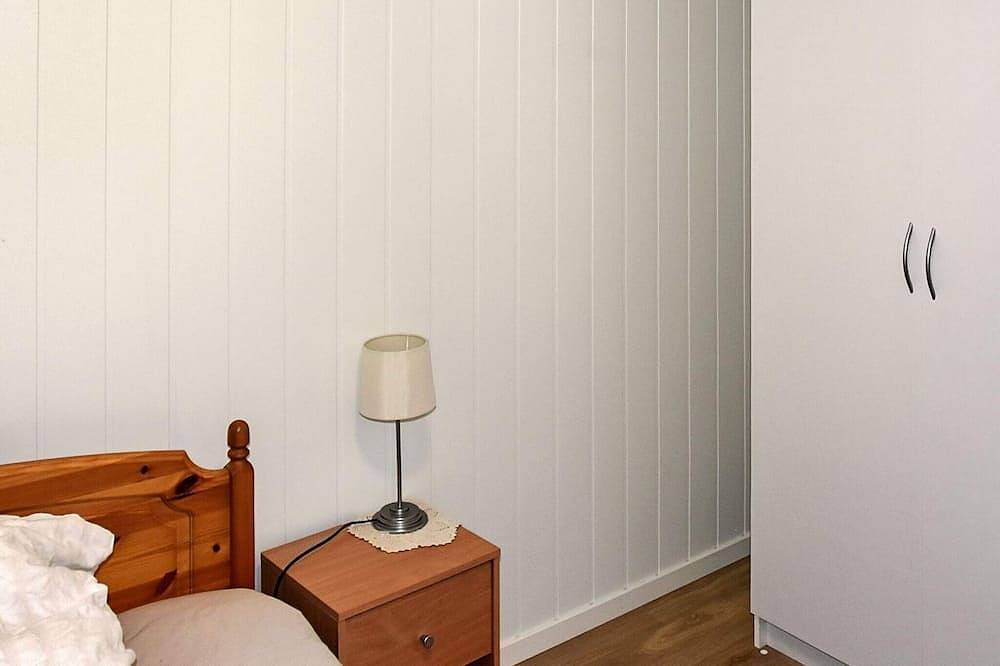 6 Personen Ferienhaus in Lyngstad in Eide, Nördliches Fjordnorwegen