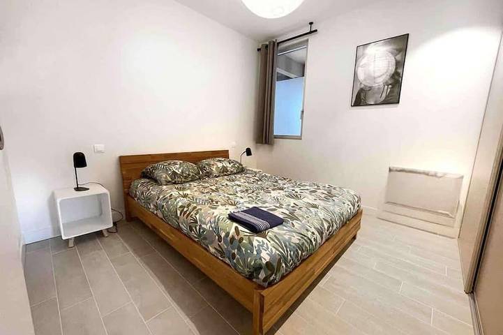 Gîte pour 8 personnes, avec jardin dans Plage Des Minimes - 2