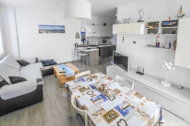 Holiday apartment for 5 people, with balcony - 1