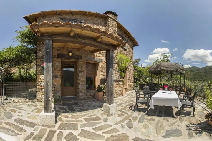 Maison de campagne pour 6 personnes, avec jardin et vue, animaux acceptés - 1