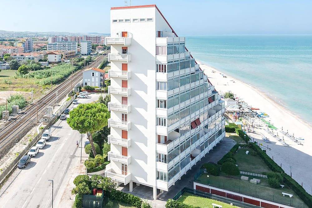 Ganze Wohnung, Wunderschöne 1-Zimmer-Wohnung in Marotta Pu in Marotta, Mondolfo und Umgebung