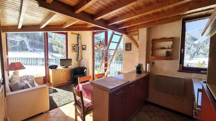 Studio für 4 Personen, mit Balkon - 1