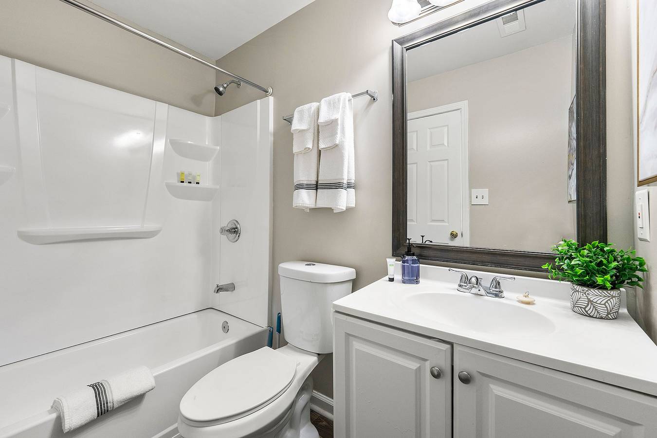 Appartamento intero, Upper Westside 2Br – Free Parking & Wi-Fi in Atlanta, Contea di Fulton