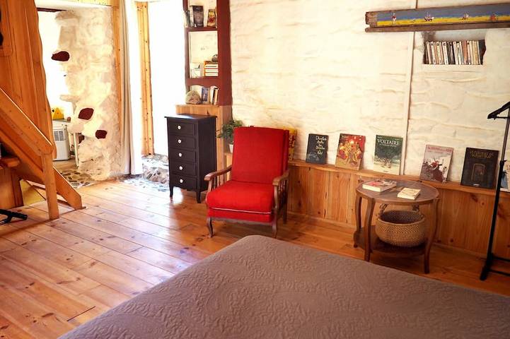 Gîte pour 2 personnes, avec terrasse à Camlez - 3