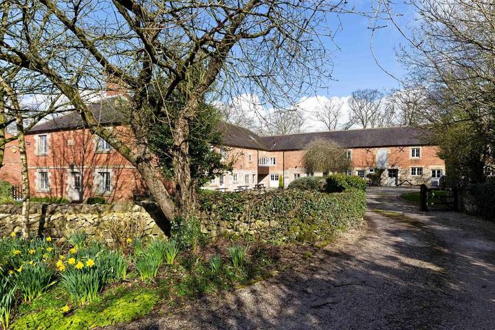Holiday rental for 8 people, with Terrace and Garden as well as Pool and View in Carsington Water