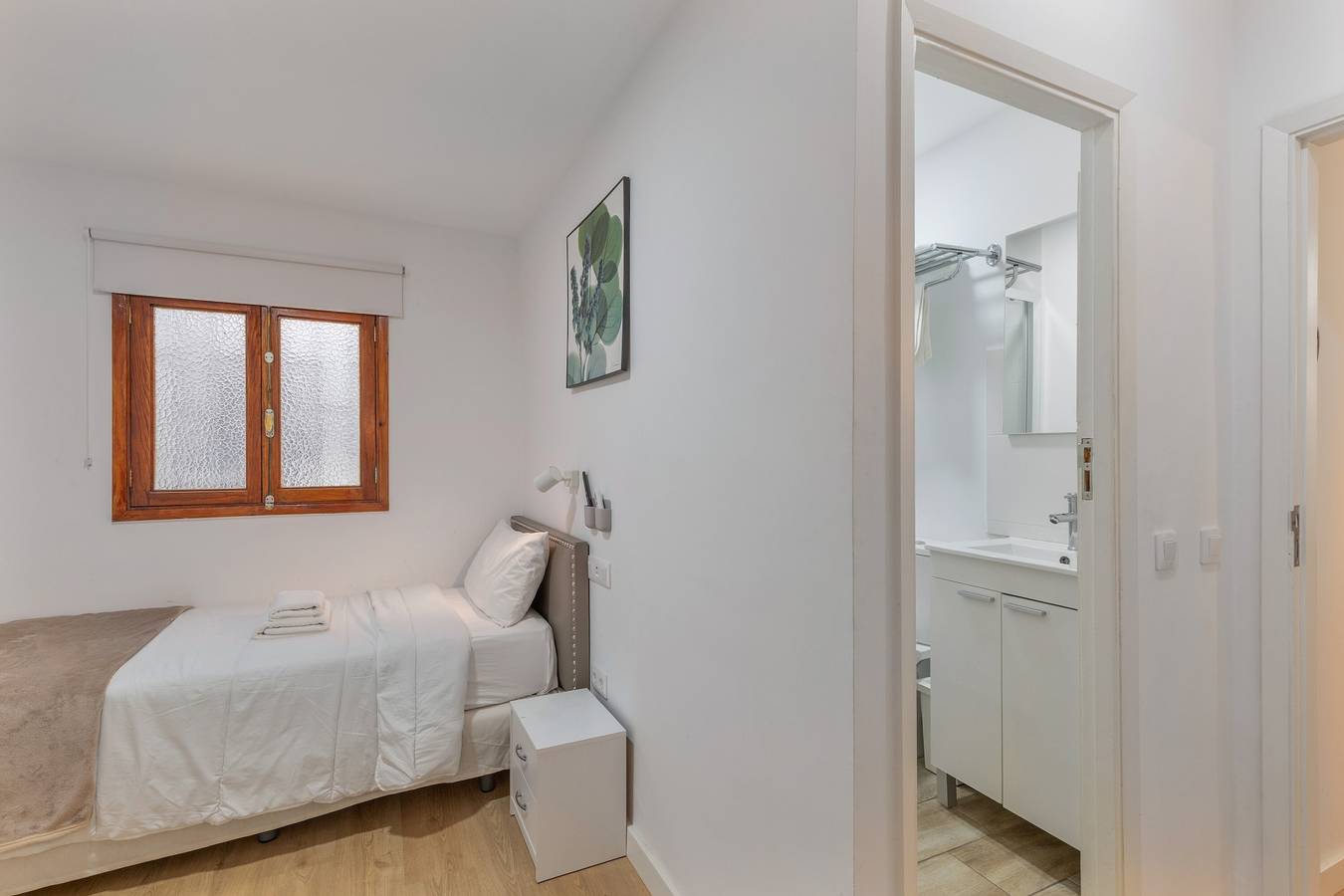 Room 5 Interior with Wi-Fi and Air Conditioning in Tejeda, North Gran Canaria