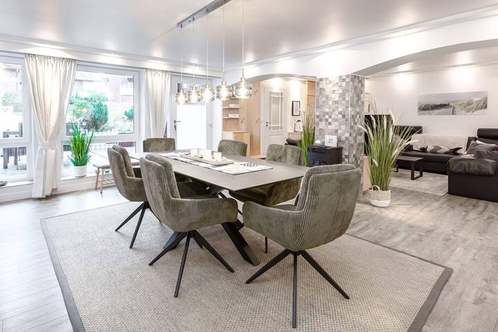 Ferienwohnung für 4 Personen, mit Terrasse und Garten sowie Sauna