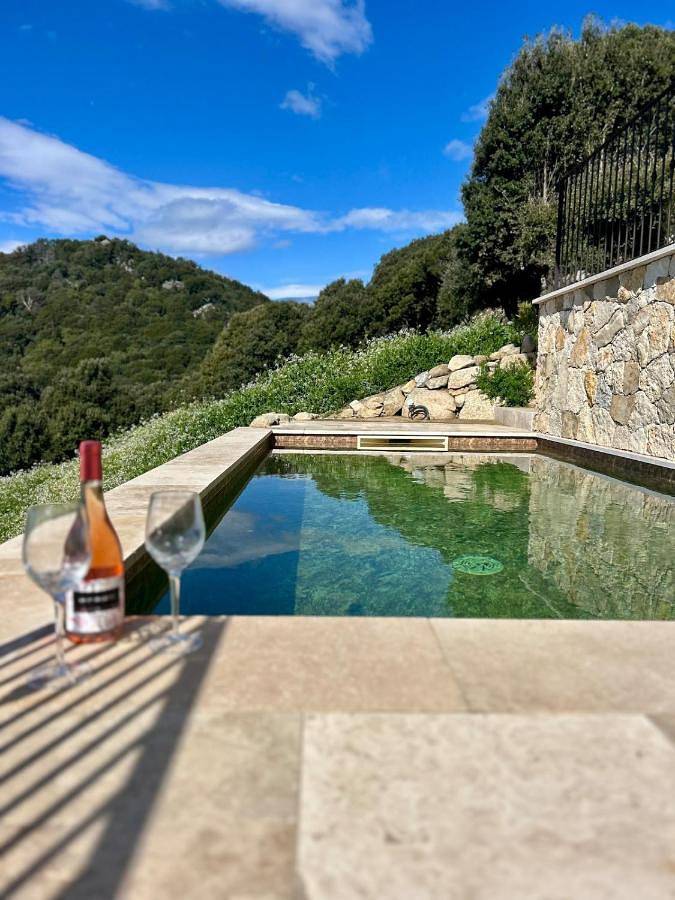 Villa per 4 persone, con panorama e terrazza nonché piscina - 1