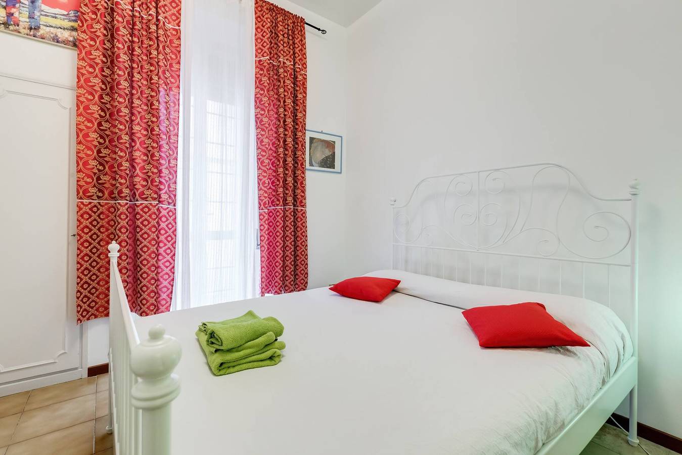 Entire apartment, Charming Trastevere Apartment in Heart of Rome in Rome, Rome Province