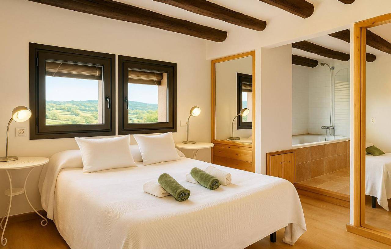 Triple Room in Montsonís, Foradada