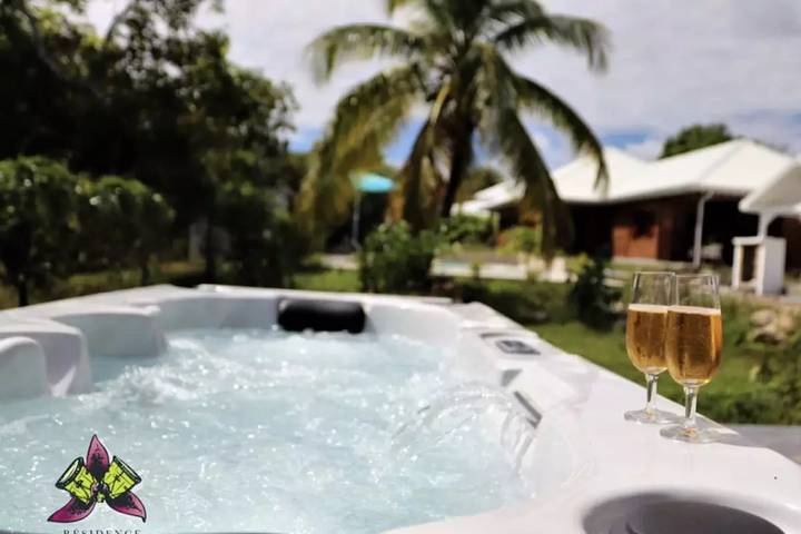 Camping für 2 Personen, mit Garten und Pool in der Karibik