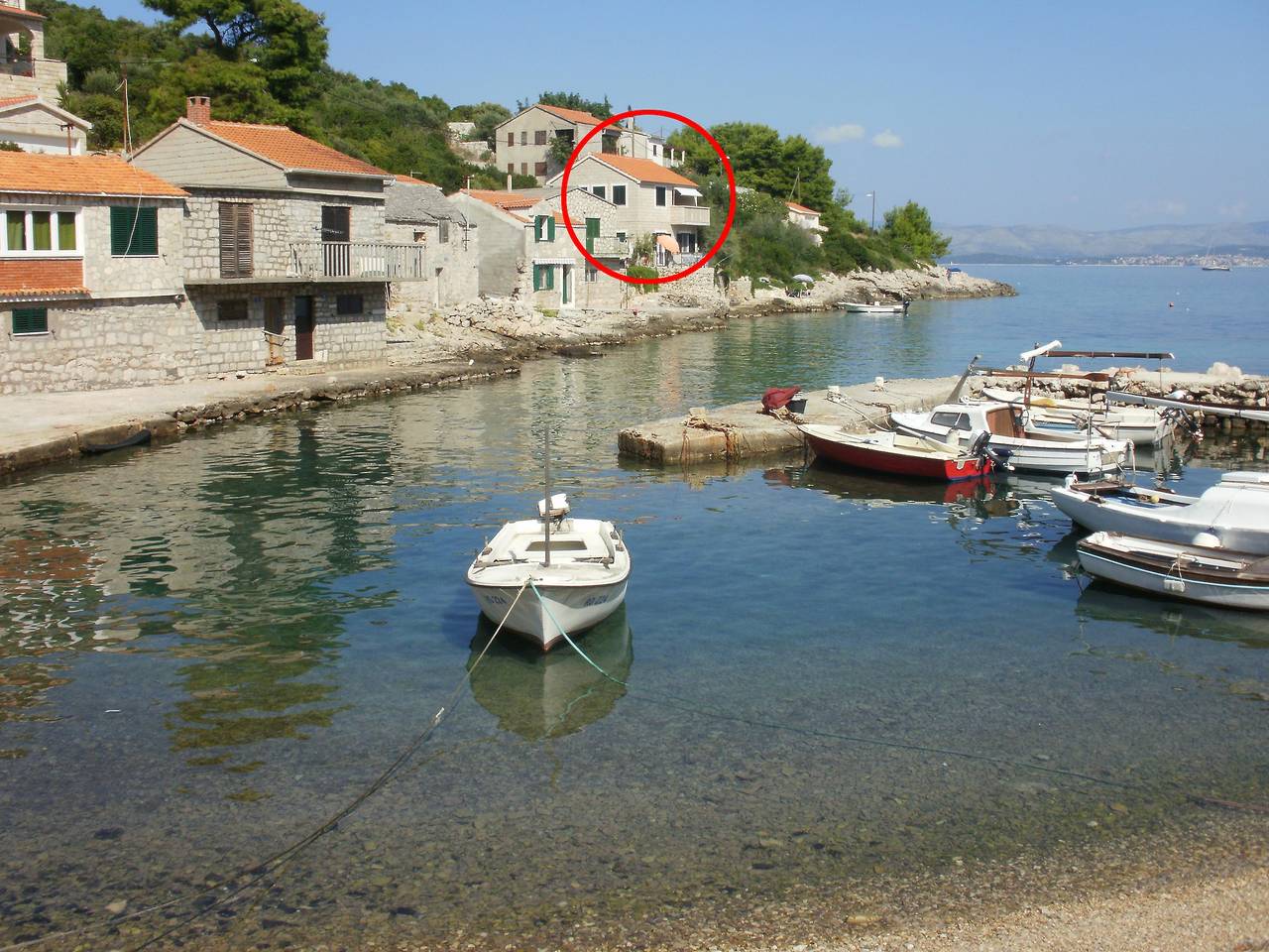 Ganze Wohnung, 2-Zimmer-Ferienwohnung am Strand Bucht Donja Krušica, Solta A-11146-a in Grohote, Solta