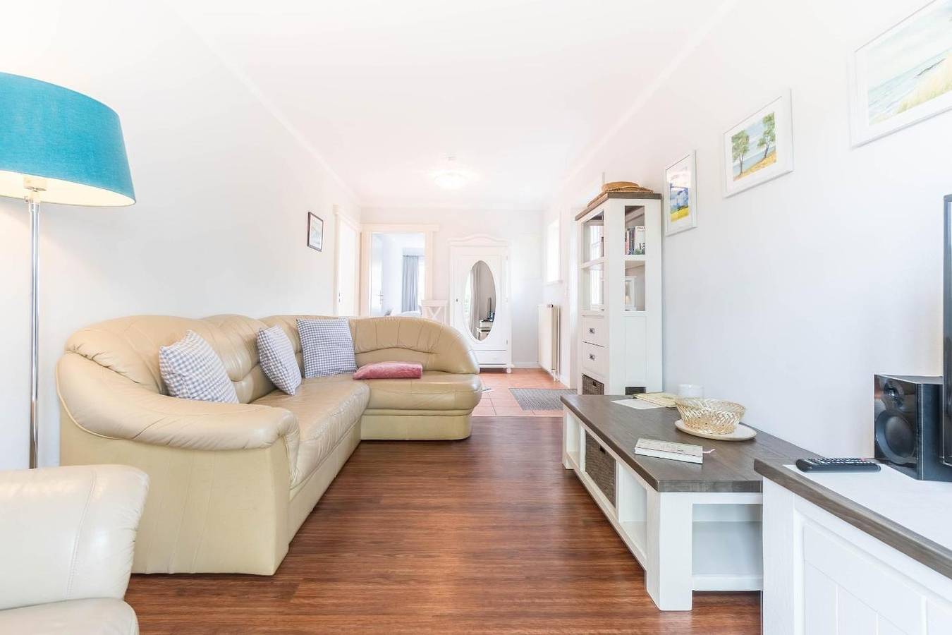 Ganze Wohnung, "Entspannen und Wohlfühlen in der Ferienwohnung Clematis an der Nordsee!" in Wyk auf Föhr (Stadt), Wyk auf Föhr