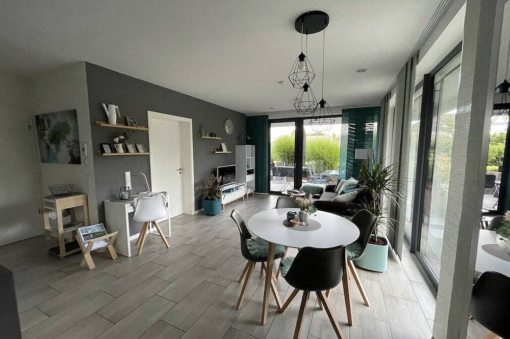 Ganze Wohnung, Apartment Tanja, modern, large terrace, garage, quiet, central location in Engen, Hegau