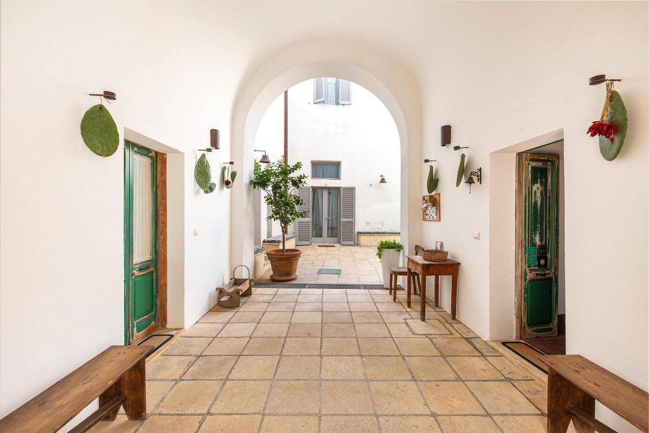 Palazzo San Giovanni in Morciano di Leuca, Golfo di Taranto