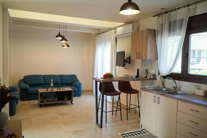 Gîte pour 3 personnes, avec vue et balcon dans Kalambáka