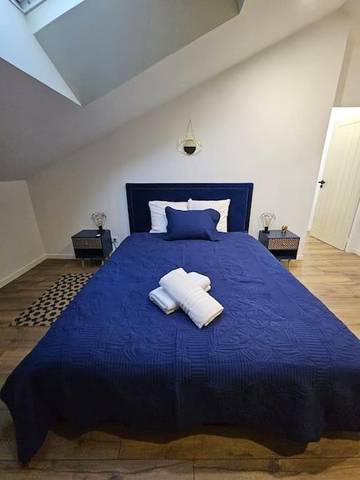Gîte pour 2 personnes, avec terrasse et jardin à Sainte-Geneviève-des-Bois