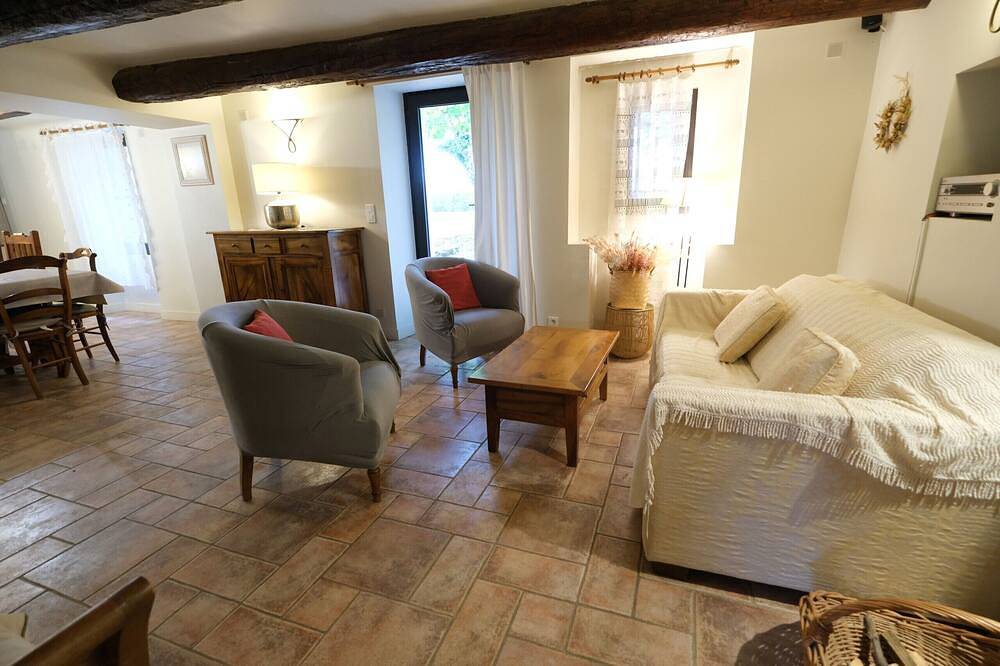 Auténtica casa de campo provenzal con piscina cercada cerca de Aix en Provence in Venelles, Region de Aix-en-Provence