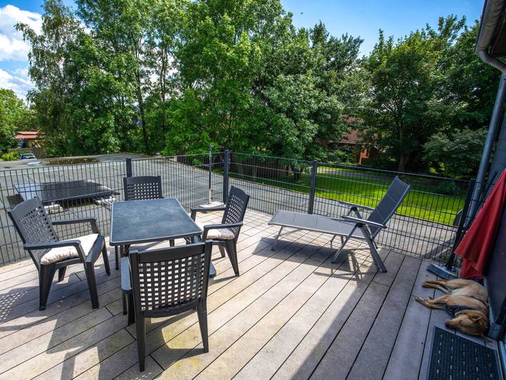 Ferienwohnung für 6 Personen, mit Balkon und Terrasse sowie Garten in Warwerort