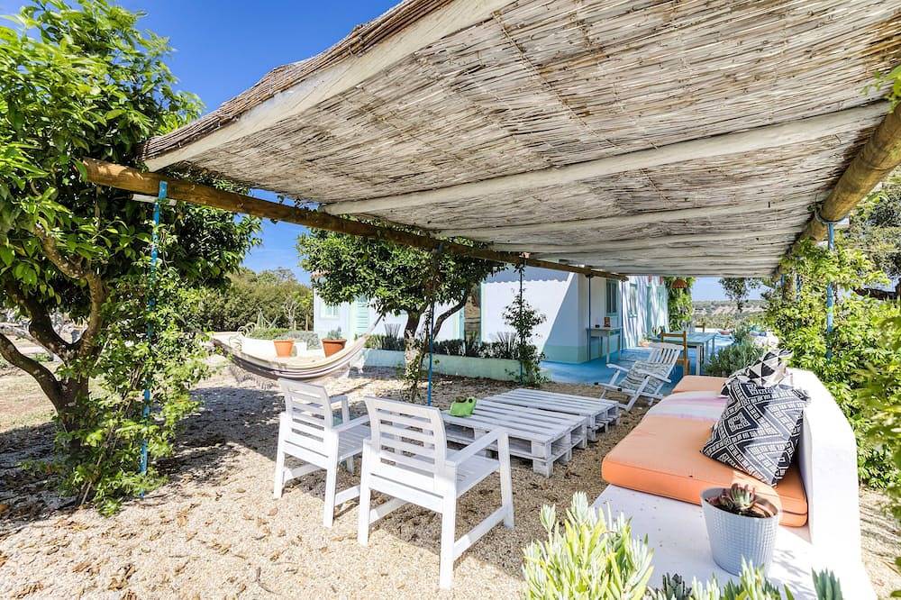 Country house very close to the beach and the center of Melides in Melides, Costa Alentejana