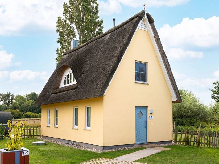 Ferienhaus für 5 Personen, mit Terrasse und Pool sowie Sauna