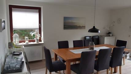 Ferienhaus für 8 Personen in Wesselburen, Nordseeküste, Bild 2