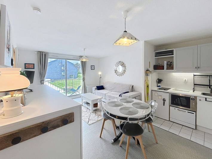 Gîte pour 4 personnes, avec balcon dans Carolles Plage - 3