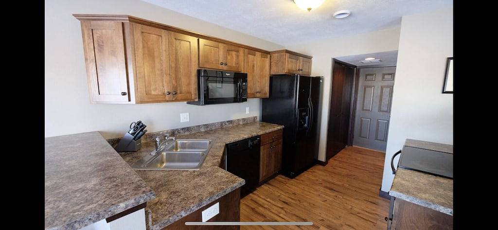 Vacation house for 10 people, with pool and balcony as well as hot tub in Iowa