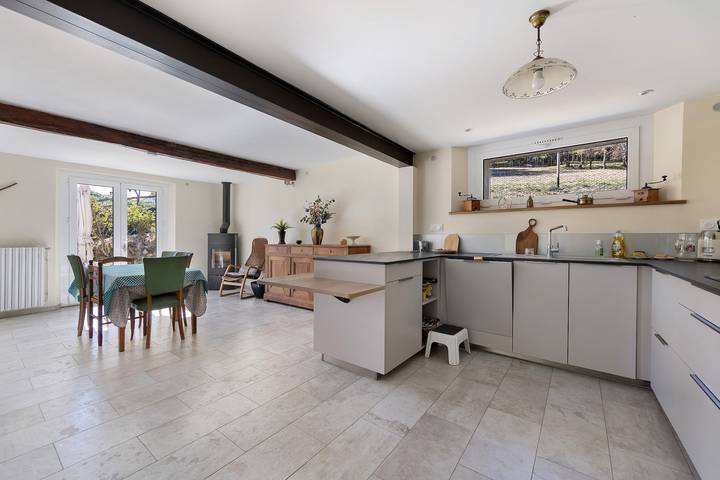 Casa de campo « Chez Julia » con terraza compartida, jardín privado y Wi-Fi in Cazavet, Parque Natural Regional de los Pirineos de Ariège