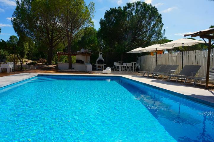 Gîte pour 14 personnes, avec Piscine à Vidauban - 4