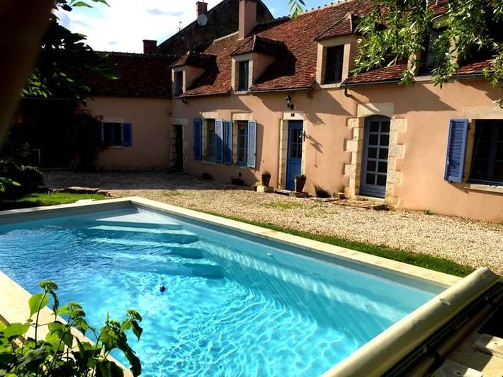 Maison d’hôte pour 2 personnes, avec jardin ainsi que piscine et jacuzzi dans Yonne - 3