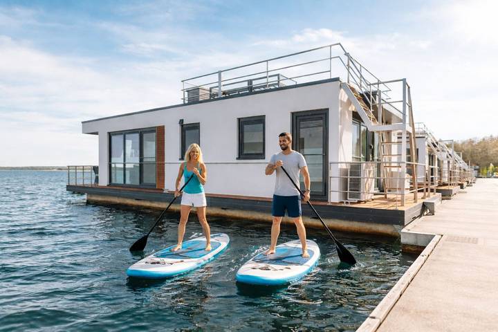 Ferienhaus für 4 Personen, mit Terrasse und Seeblick sowie Ausblick in Vetschau - 2