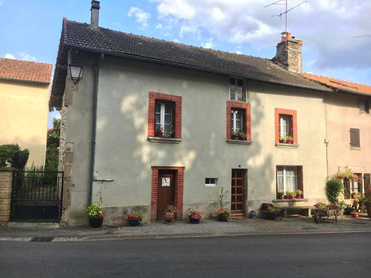 Holiday Home in Fromental (Haute-Vienne), Région de Bellac