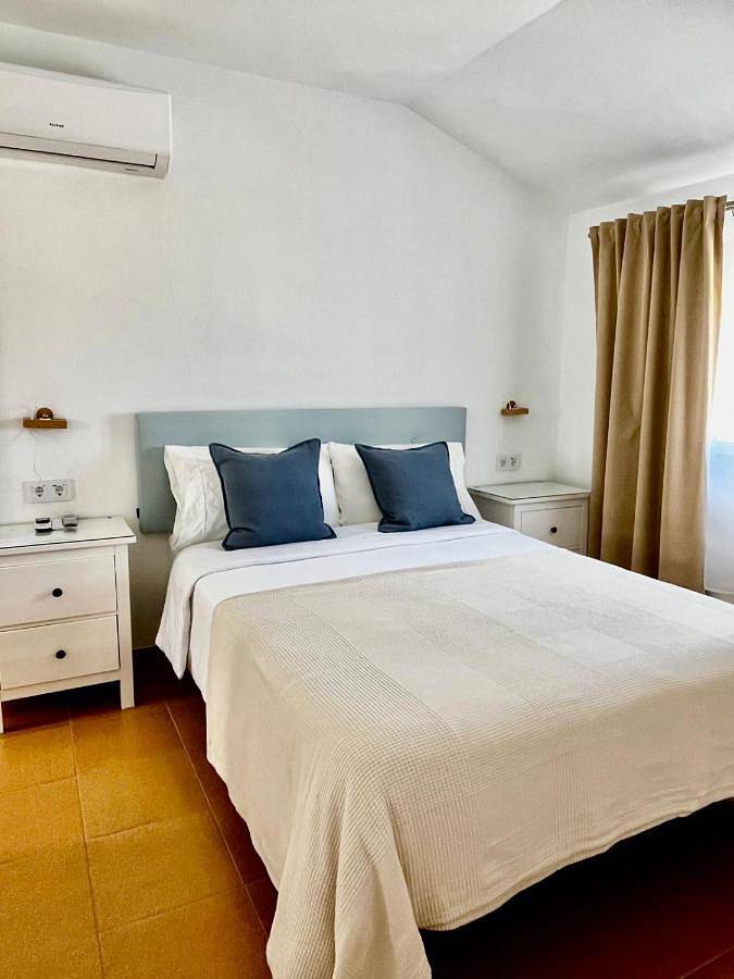Bed and breakfast for 4 people, with balcony - 1