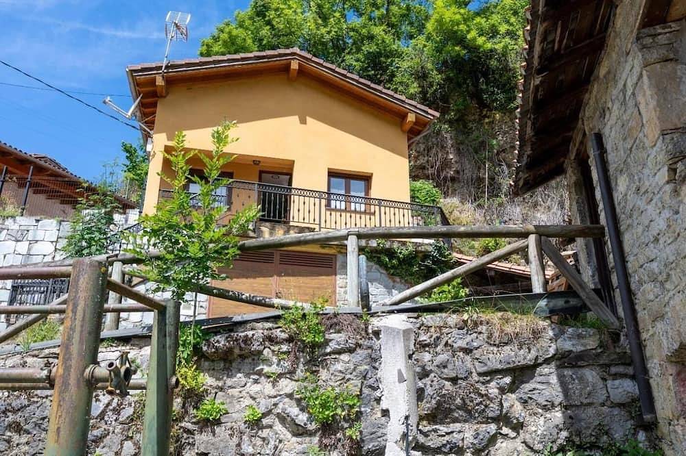 Casa en Campo de Caso in Caso, Redes Natural Park